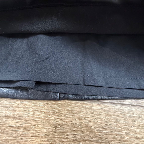 Express Women's Faux Leather Mini Skirt, Black, Size 4, Lined, Party/Holiday - Picture 2 of 8